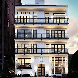  Hotel 121 By Avantstay Chic Modern In