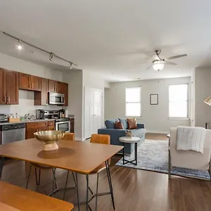 3* Aparthotel Mint House - Music Row