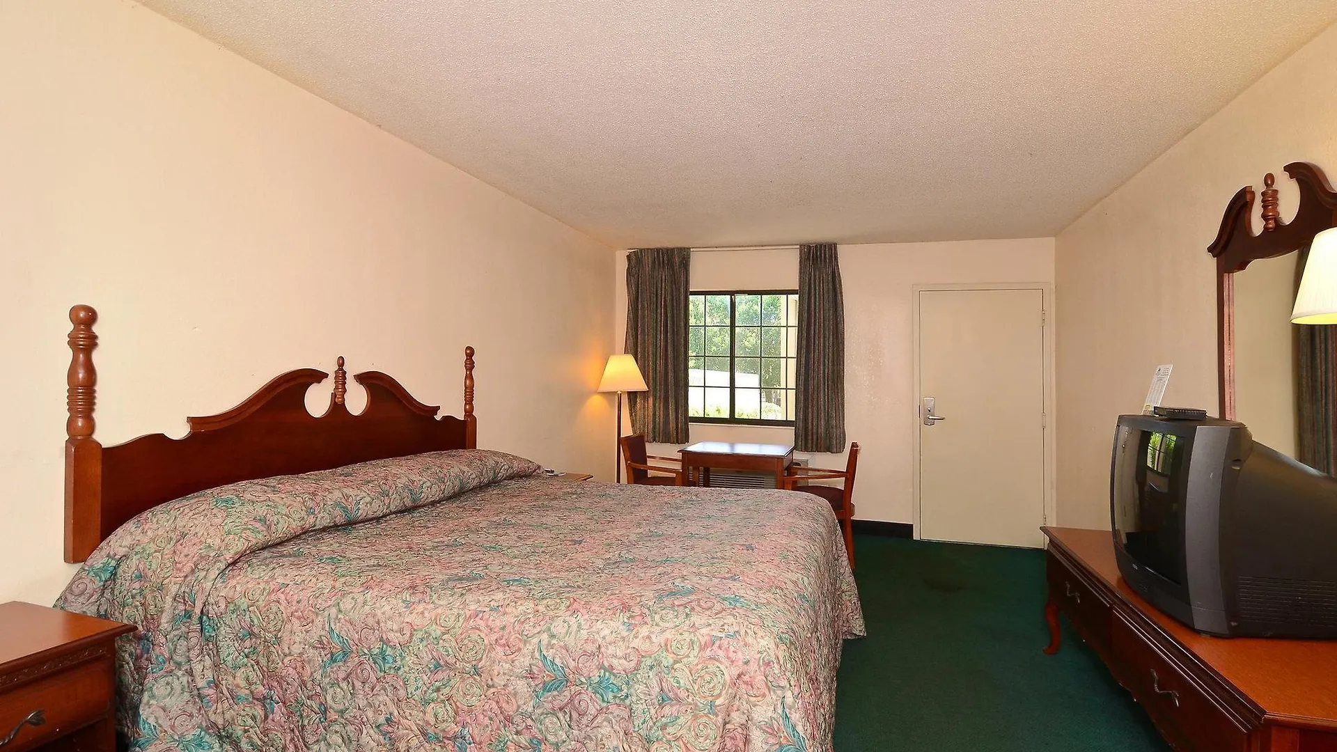 Rodeway Inn Nashville Hotel